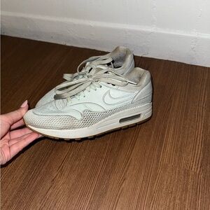 Nike Air Max 1 (W8.5) Seafoam Green
